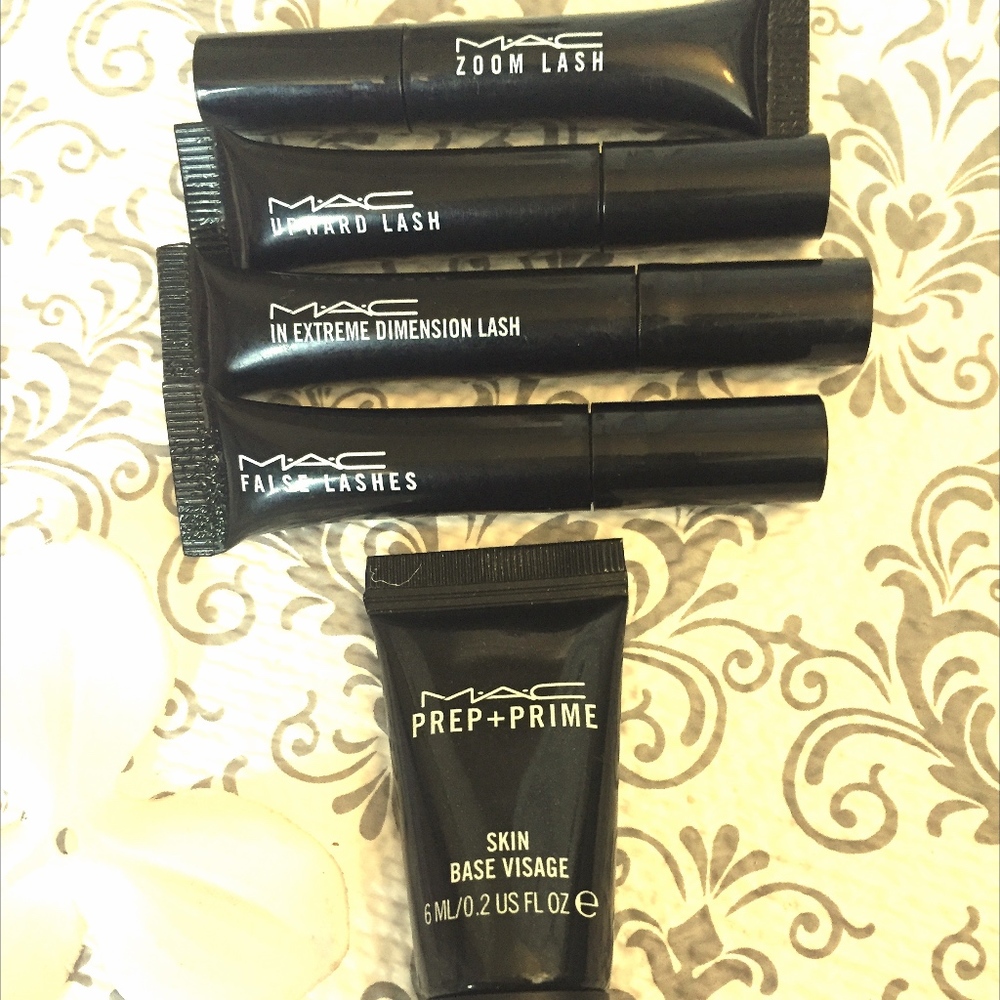 MAC Mini Mascara Sampler + Skin Base Visage